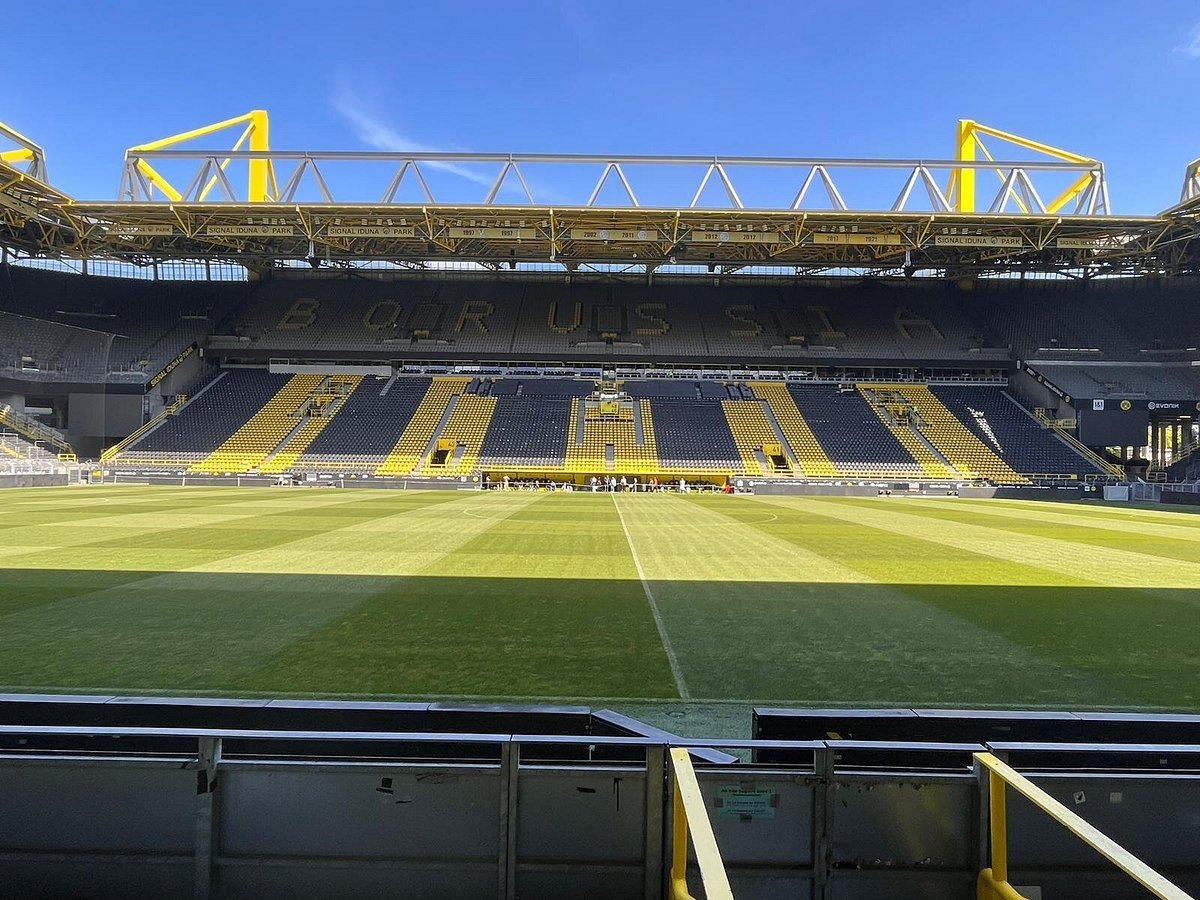 Signal Iduna Park - Vue depuis les tribunes